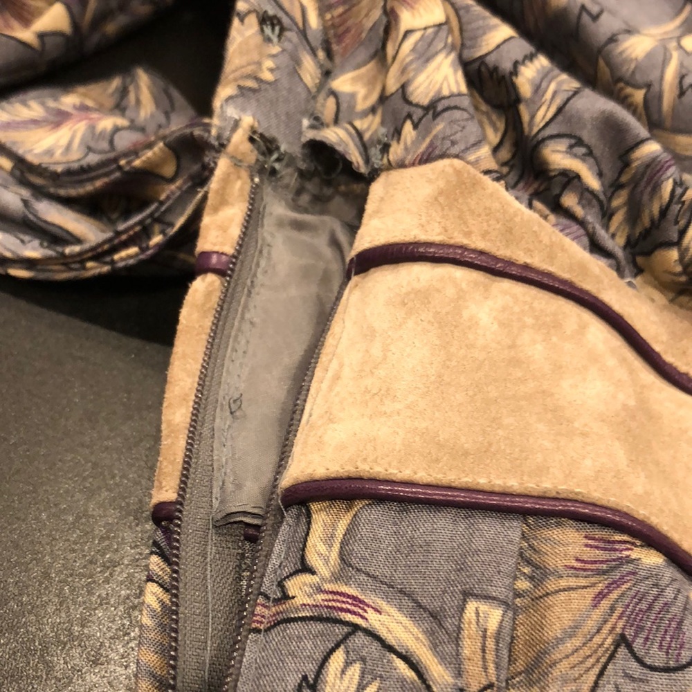 Joan Sparks vintage dress with leather & suede - Picture 3 of 10